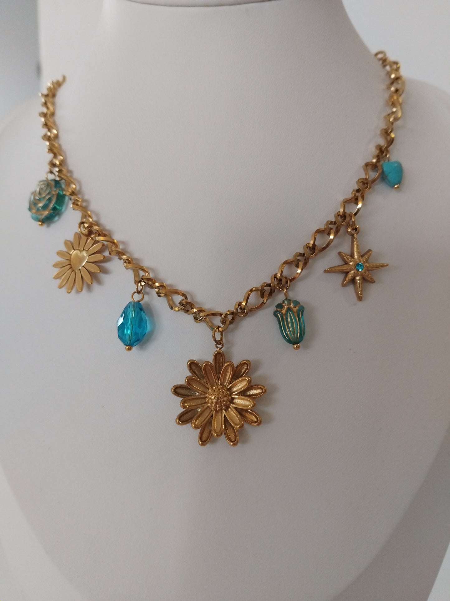 Collier Eve