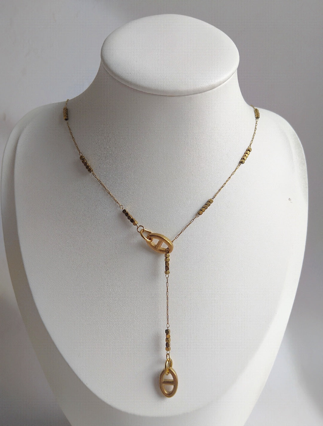 Collier cravate Anna