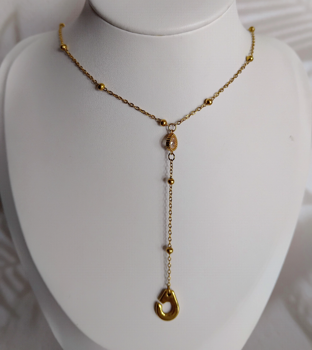 Collier cravate Loop