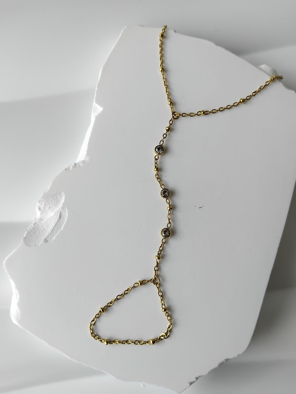 Bijou de main Gabrielle