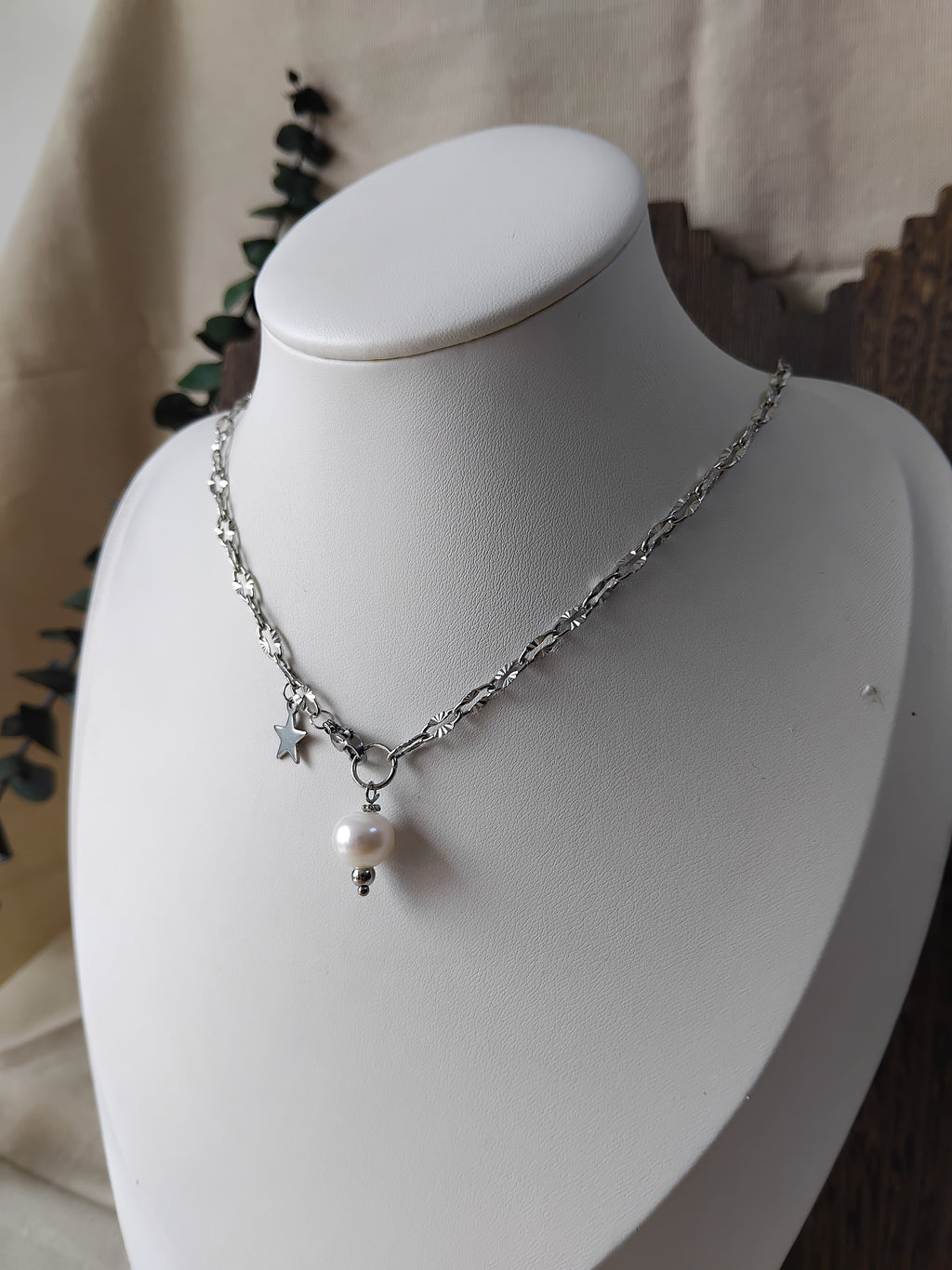 Collier Nora