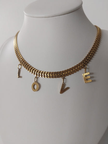 Collier Lara