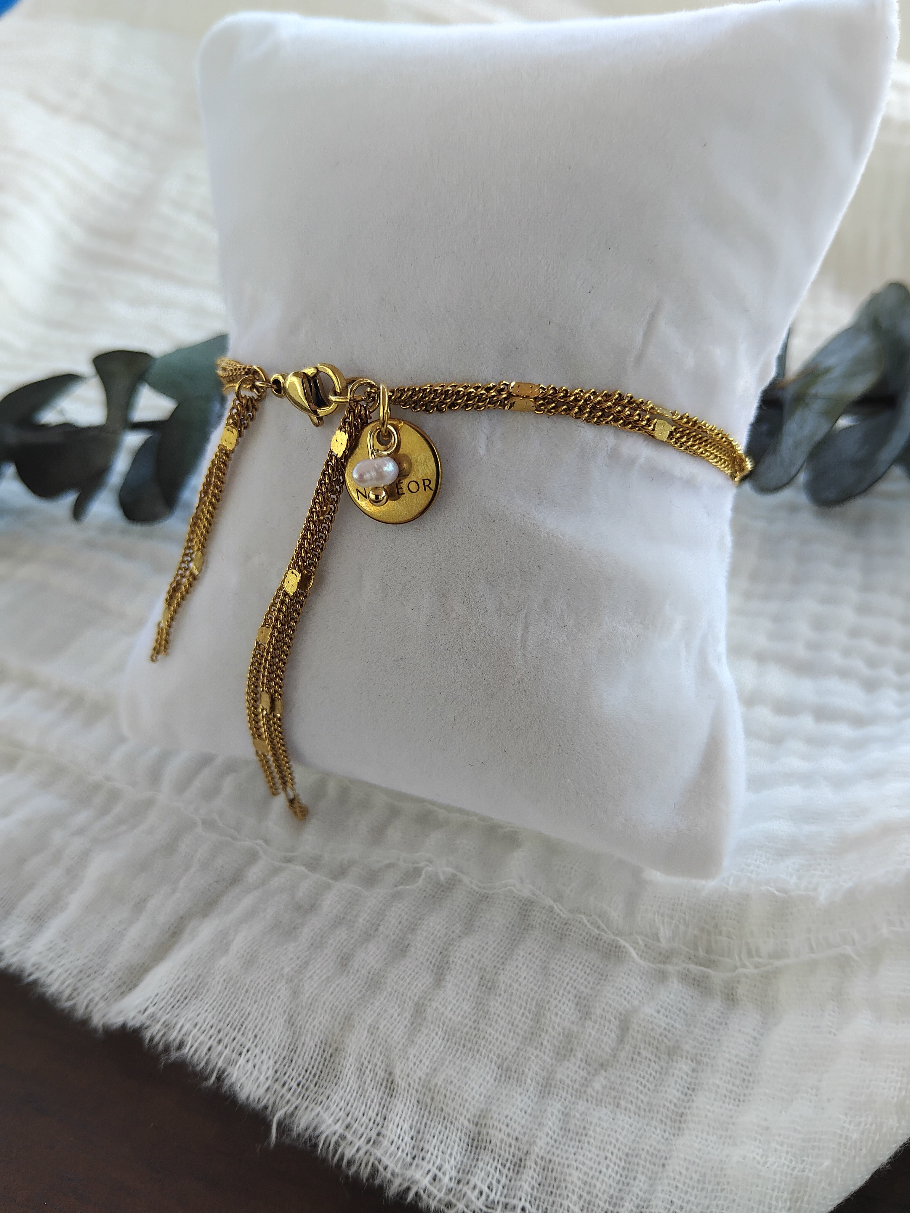 Bracelet June