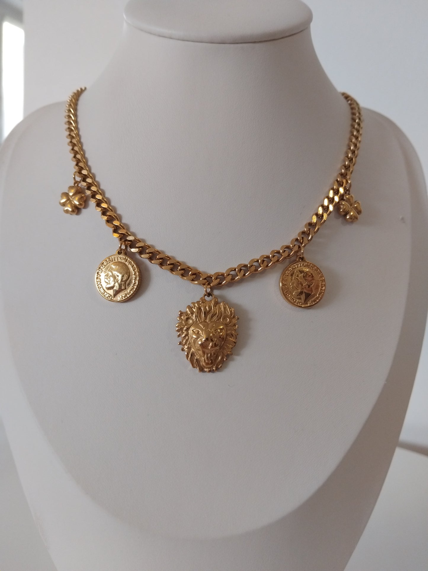 Collier Kayla